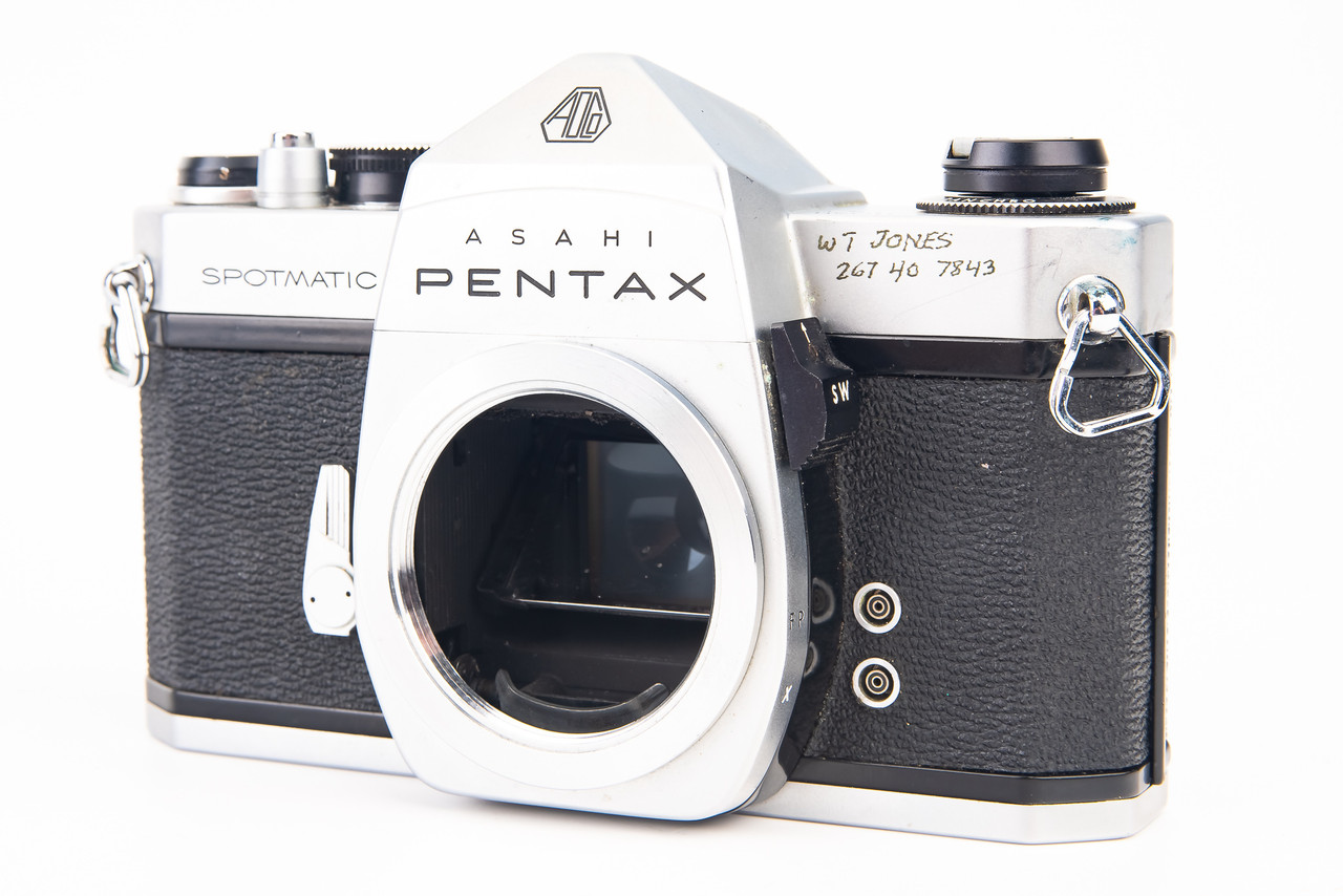 Asahi Pentax Spotmatic SP 35mm SLR Film Camera Body M42 Screw