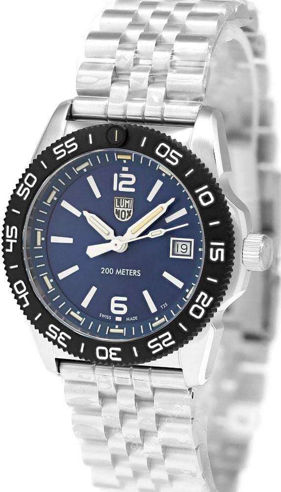 LUMINOX Pacific Diver Ripple Quartz 39MM Men's Dive Watch