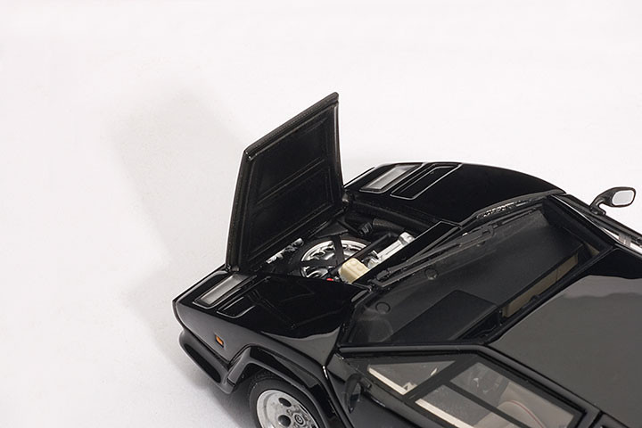1/43 AUTOart Lamborghini Countach 5000 S 5000S (Black) Car Model