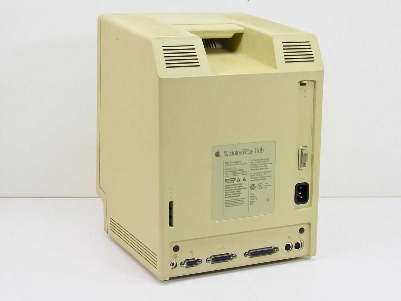 Apple Macintosh Plus 8MHz 1MB Desktop Computer - Vintage (M0001A)