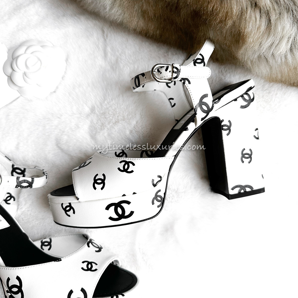 CHANEL 22S Runway CC Platform Sandals 37 EU *New - Timeless Luxuries