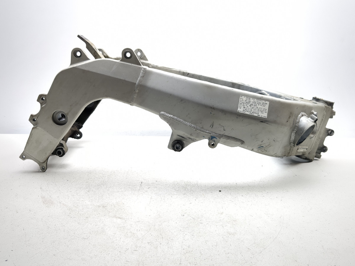 00-02 Kawasaki Ninja ZX6R ZX6 Main Frame Chassis STRAIGHT CLN