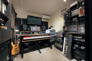 BEHRINGER DeepMind 6」製品レビュー：上位モデルと同等の機能を持つ6