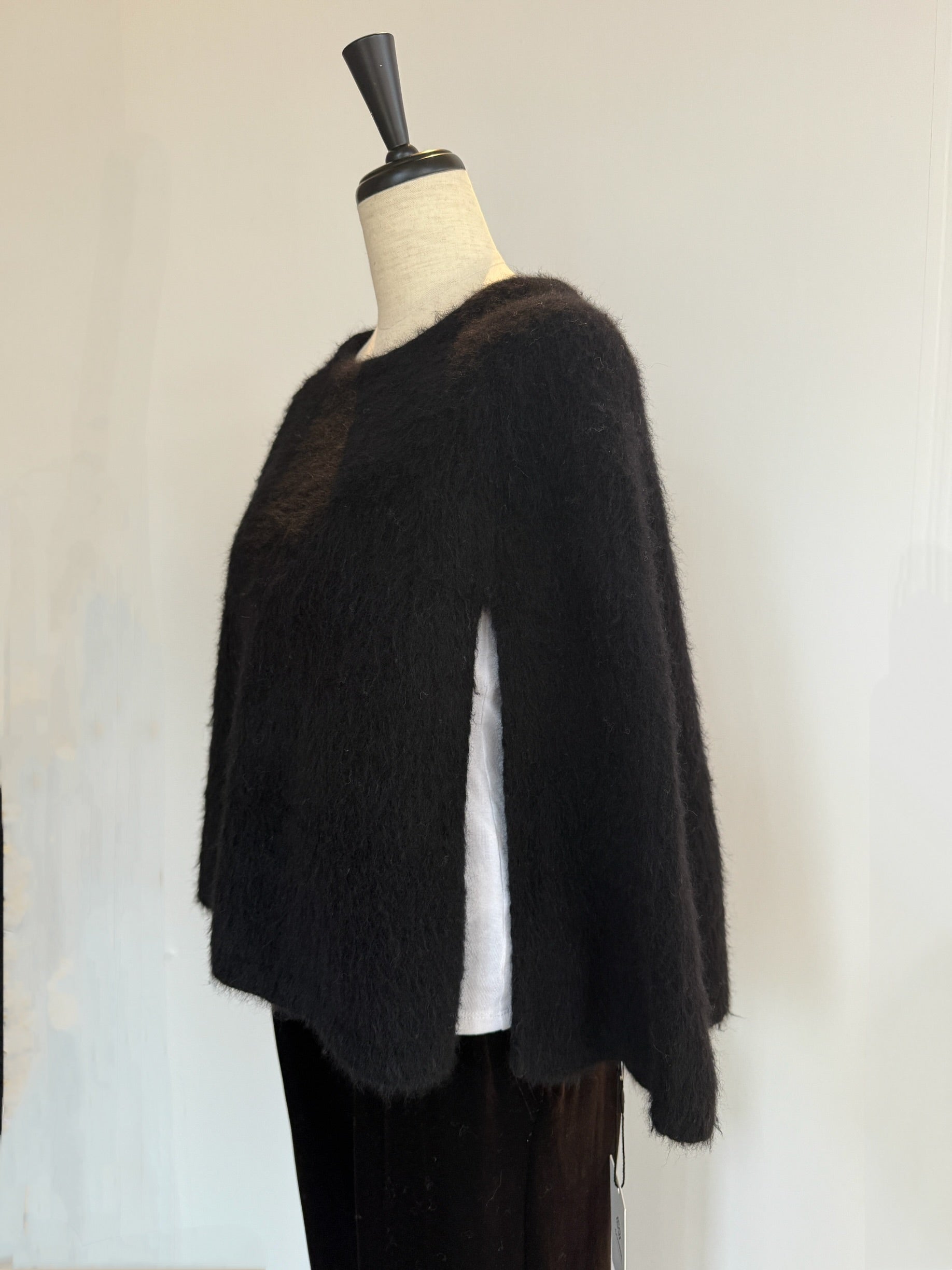 フォックスファーケープポンチョ – CONNSE