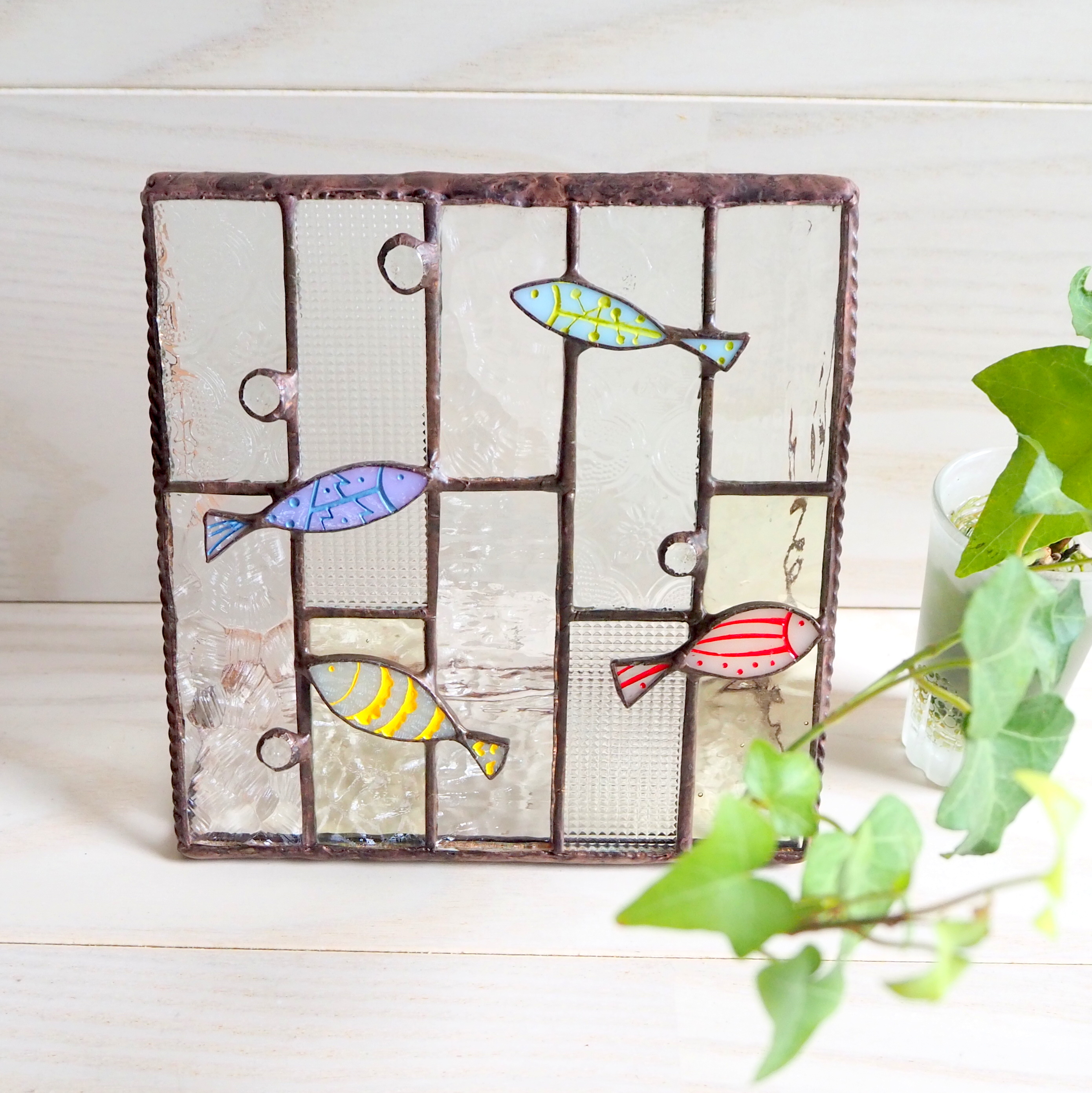ステンドグラスのお魚パネル - unitガラス工房 ｜クラフト作品 通販