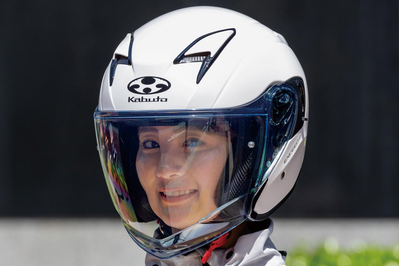 カブト「エクシード2」着用レビュー｜風の巻き込みを軽減！ 軽量で街