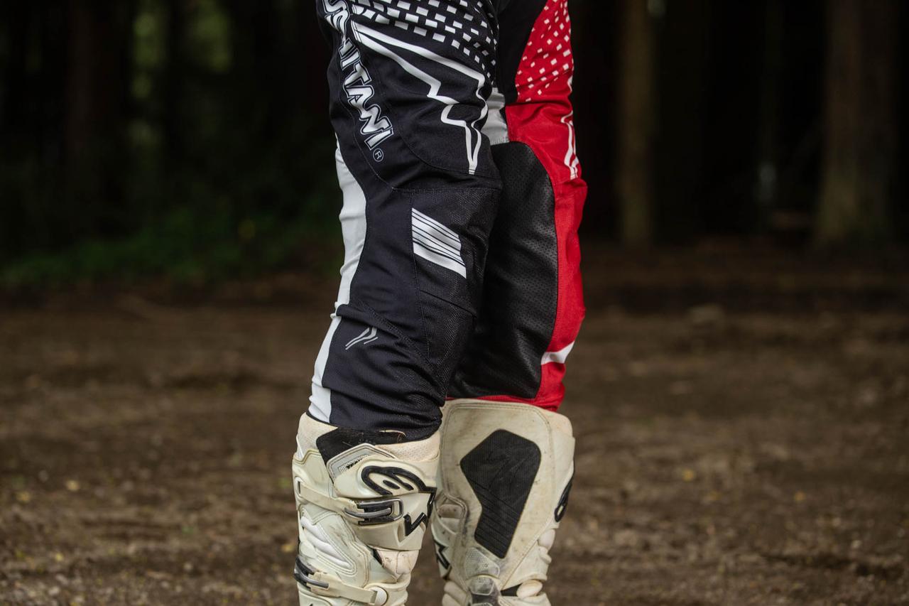 KUSHITANIのニューウエアを試す。頑強さと動きやすさを両立した、独特