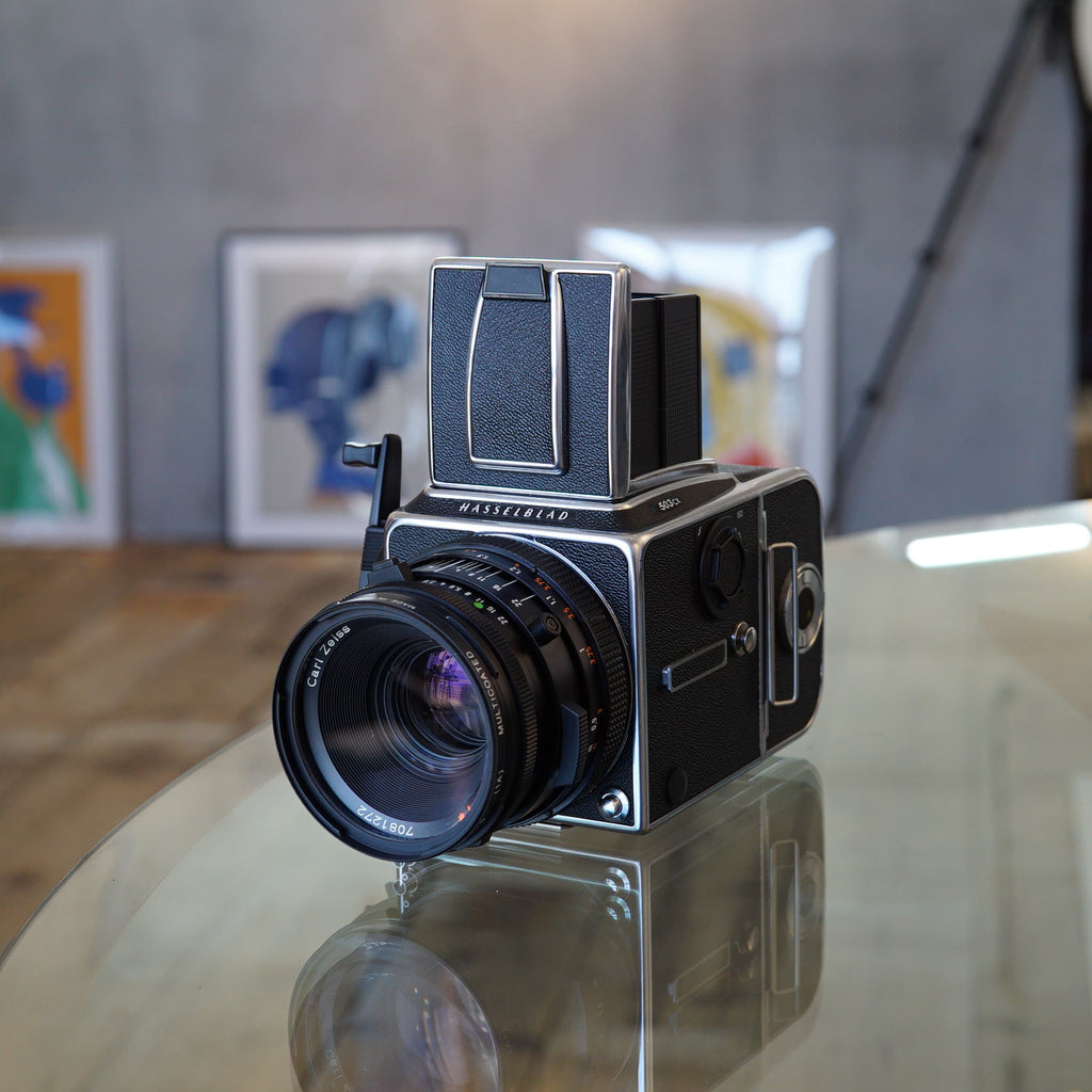 Hasselblad 503CX (CF Planar T* 80mm f/2.8+A12 Magazine