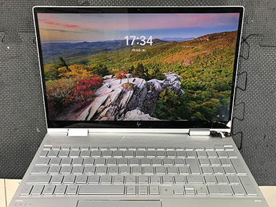 ☆HP Spectre x360 初期化済み！起動可能！画面割 現状ジャンク扱 HP