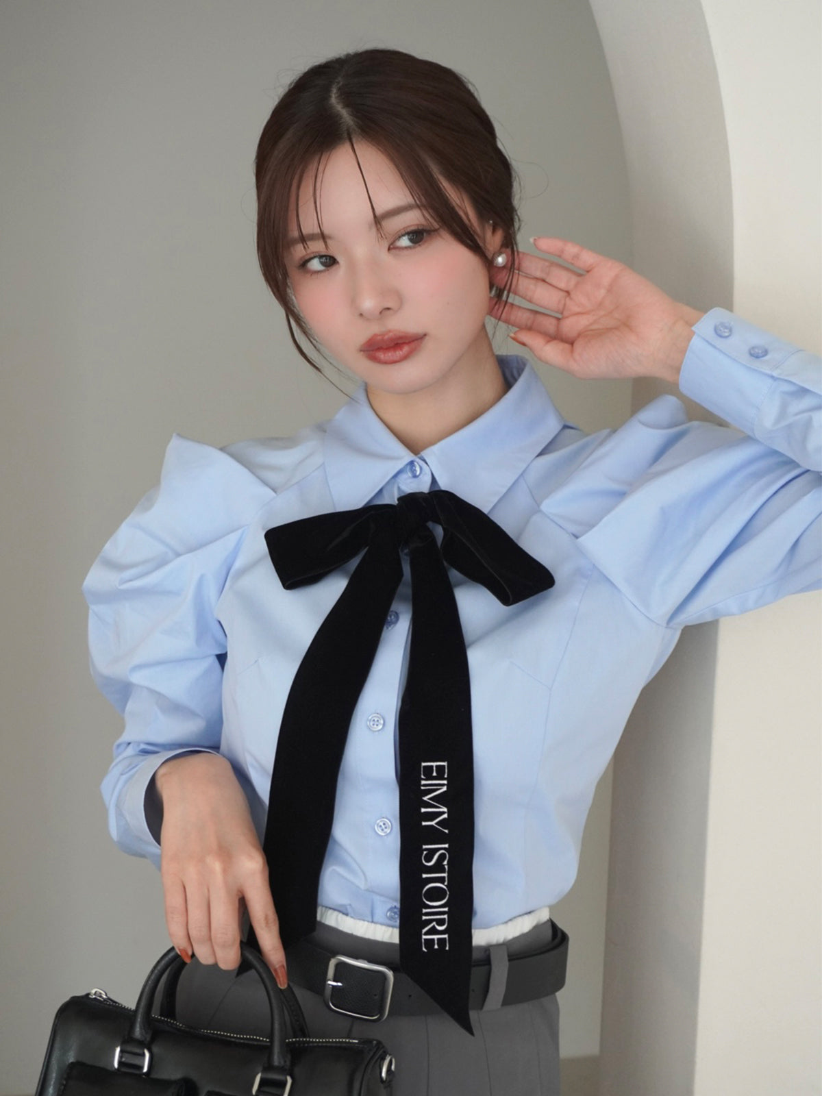 ベルベットリボンロゴシャツ